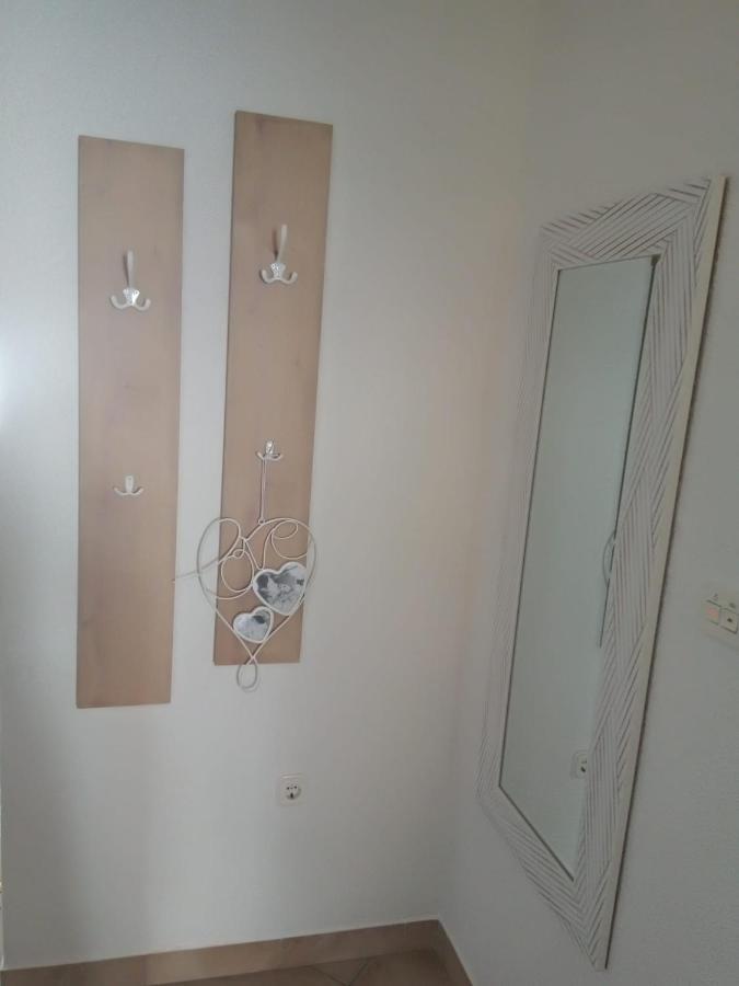 Studio Apartman Kika Otočac Zewnętrze zdjęcie